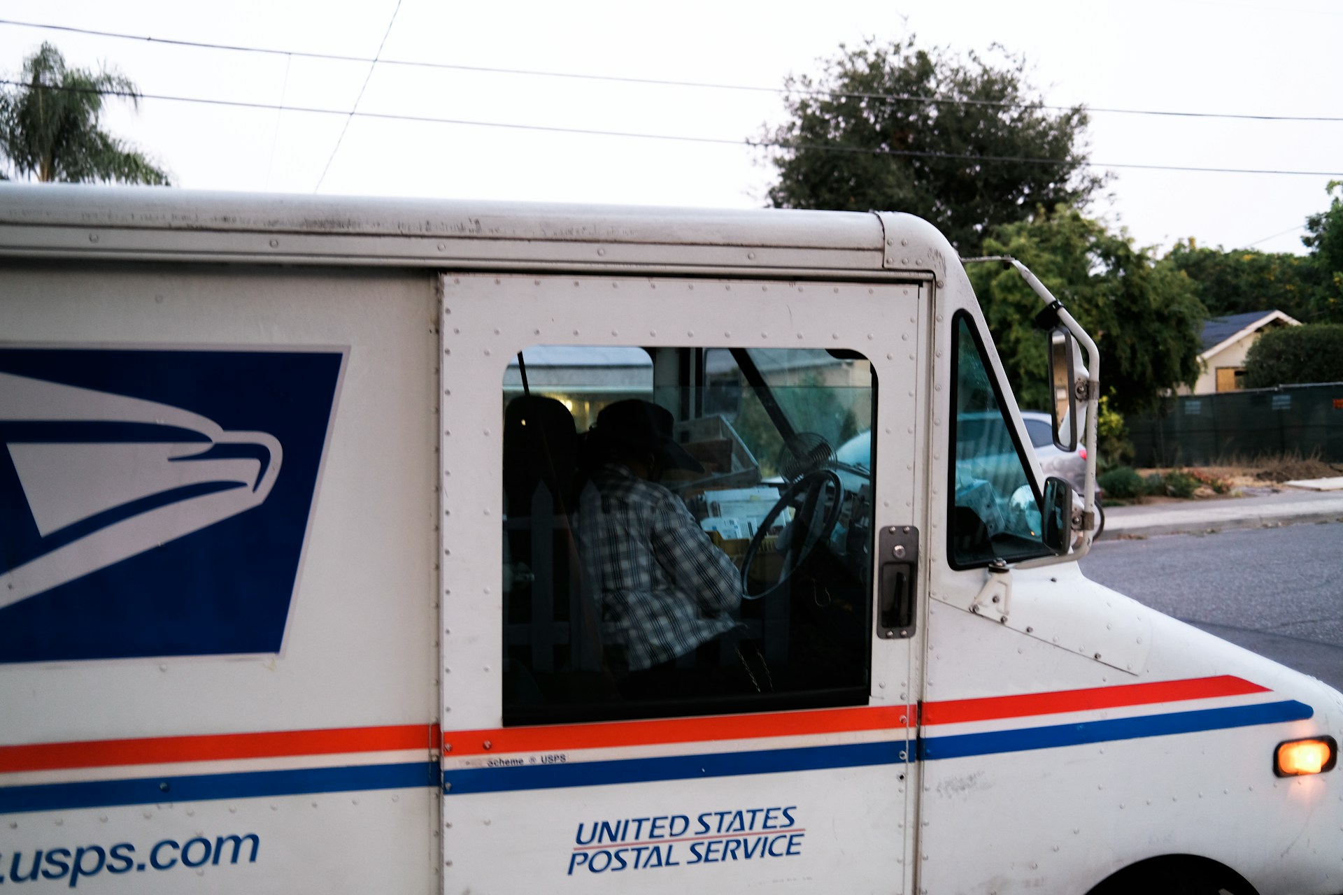 What is the Difference Between Bulk Mail and Direct Mail? Insights from Mail Processing Associates