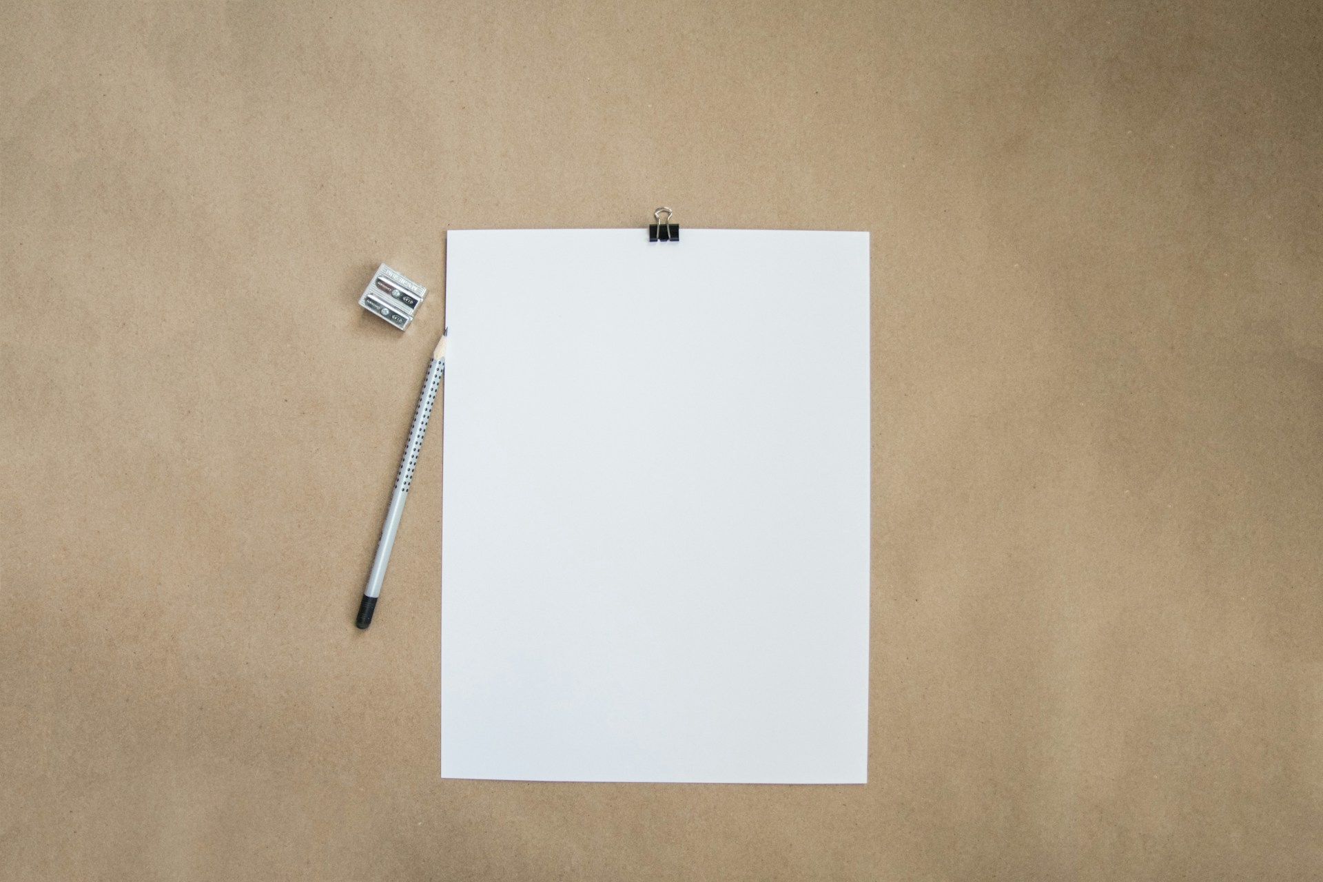 What is Offset Paper? Understanding Its Uses and Benefits in Printing